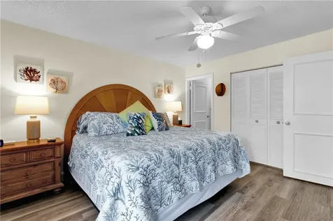 107 Spring Lake Court Vero Beach FL 32962
