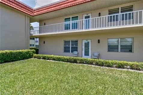 107 Spring Lake Court Vero Beach FL 32962