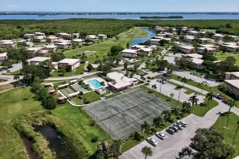 107 Spring Lake Court Vero Beach FL 32962