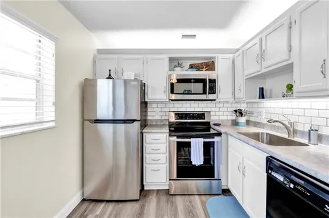 107 Spring Lake Court Vero Beach FL 32962