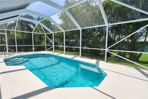 632 Dempsey Avenue Sebastian FL 32958