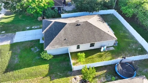 8646 102nd Avenue Vero Beach FL 32967