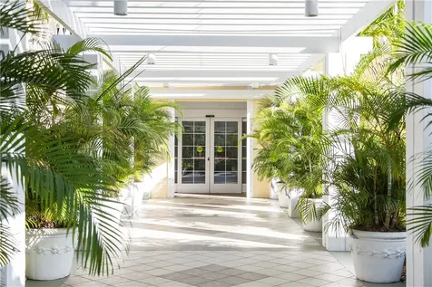 1510 Oak Harbor Boulevard Vero Beach FL 32967