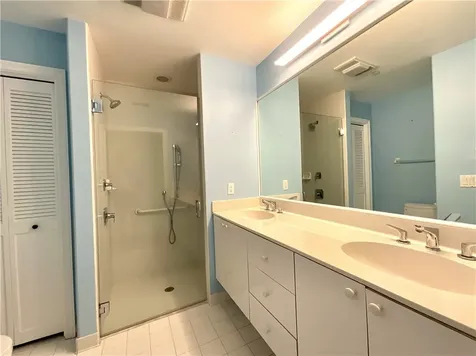 1510 Oak Harbor Boulevard Vero Beach FL 32967