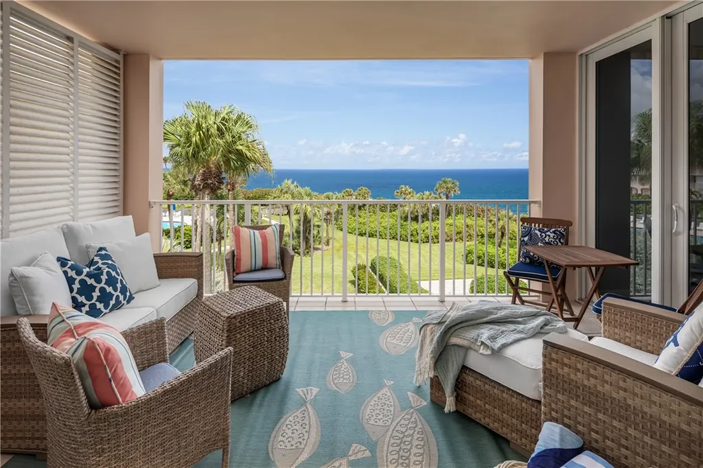 8860 N Sea Oaks Way Vero Beach FL 32963