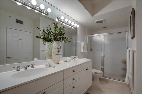 8860 N Sea Oaks Way Vero Beach FL 32963