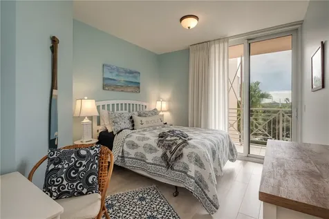 8860 N Sea Oaks Way Vero Beach FL 32963