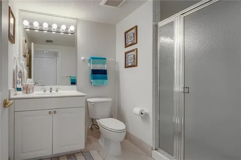 8860 N Sea Oaks Way Vero Beach FL 32963