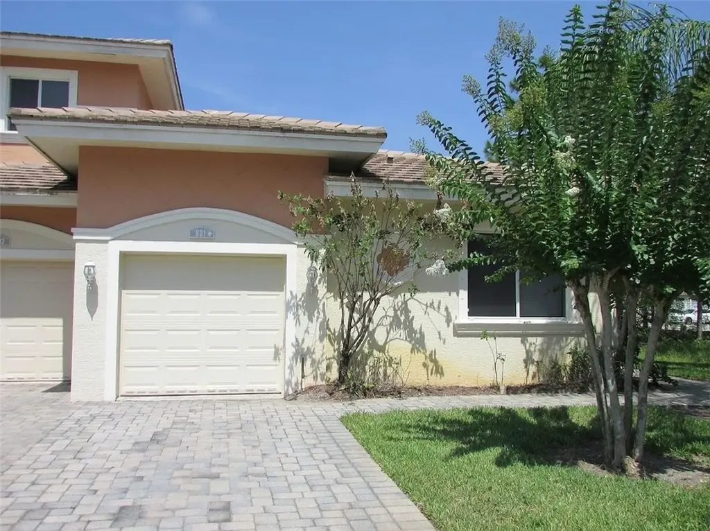 801 Middleton Drive SW Vero Beach FL 32962