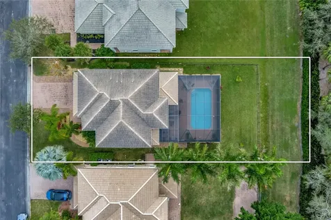 1883 Grey Falcon Circle SW Vero Beach FL 32962