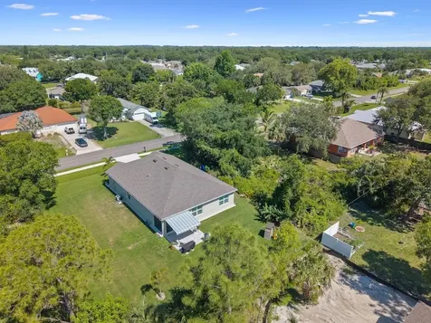 1253 Laconia Street Sebastian FL 32958