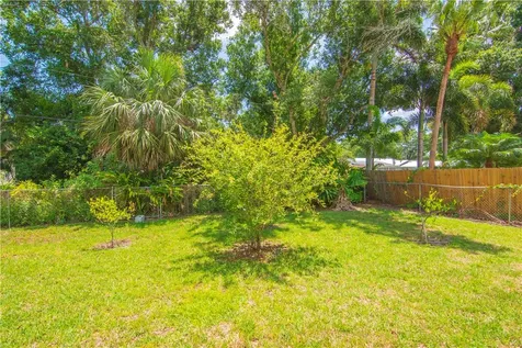1726 36th Avenue Vero Beach FL 32960