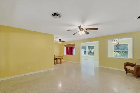 1726 36th Avenue Vero Beach FL 32960