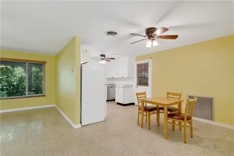 1726 36th Avenue Vero Beach FL 32960