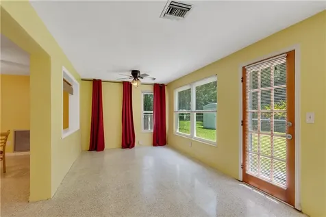 1726 36th Avenue Vero Beach FL 32960