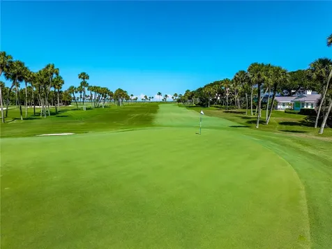 911 Greenway Lane Vero Beach FL 32963