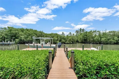 1385 Sunset Point Lane Vero Beach FL 32963