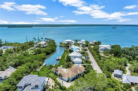 1385 Sunset Point Lane Vero Beach FL 32963