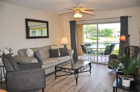 1590 S 42nd Circle Vero Beach FL 32967