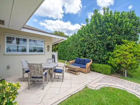 11 Sailfish Road Vero Beach FL 32960