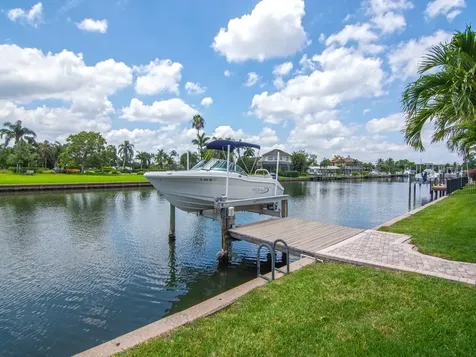 11 Sailfish Road Vero Beach FL 32960