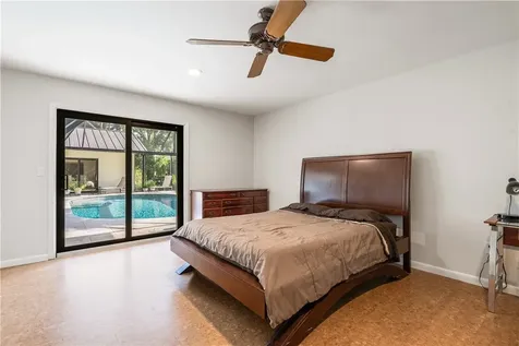 240 44th Terrace SW Vero Beach FL 32968