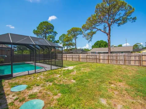 1030 Locust Avenue NW Palm Bay FL 32907