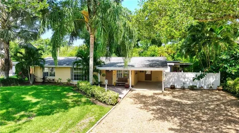 2620 47th Avenue Vero Beach FL 32966