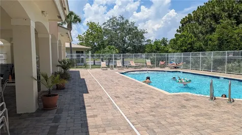 826 Middleton Drive SW Vero Beach FL 32962