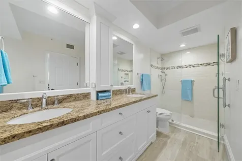 8866 N Sea Oaks Way Vero Beach FL 32963