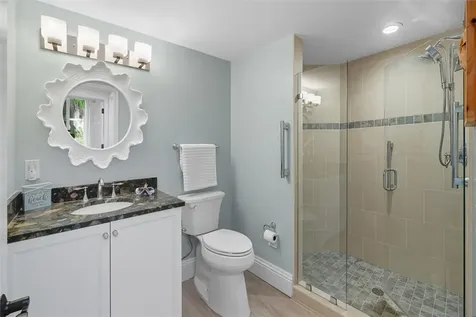 8866 N Sea Oaks Way Vero Beach FL 32963
