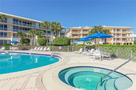 8866 N Sea Oaks Way Vero Beach FL 32963
