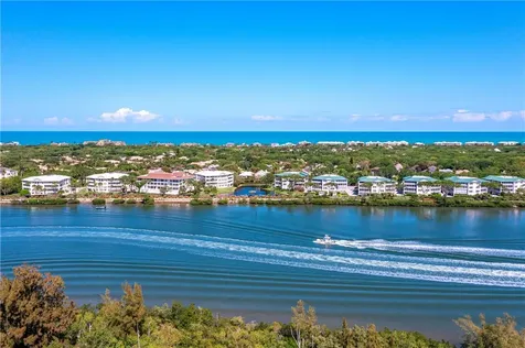 8866 N Sea Oaks Way Vero Beach FL 32963