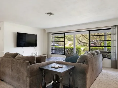 1615 36th Avenue Vero Beach FL 32960