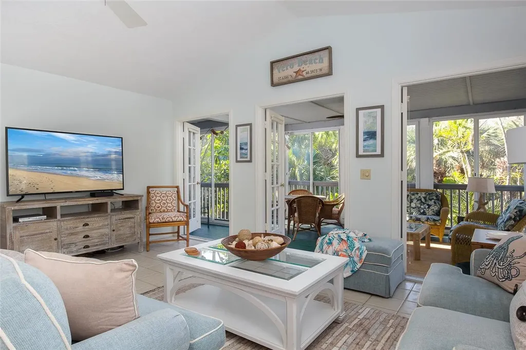 1215 Winding Oaks Circle Vero Beach FL 32963