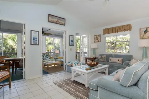 1215 Winding Oaks Circle Vero Beach FL 32963