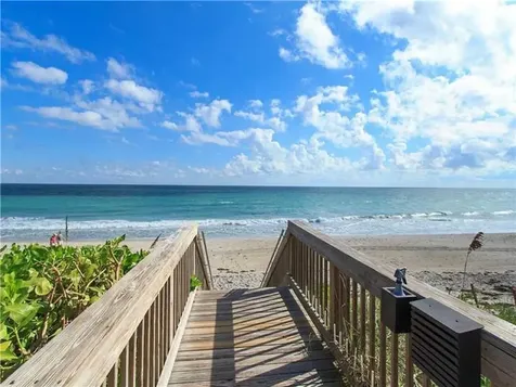 1215 Winding Oaks Circle Vero Beach FL 32963