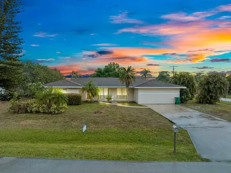 402 SE Tranquilla Avenue Port St. Lucie FL 34983