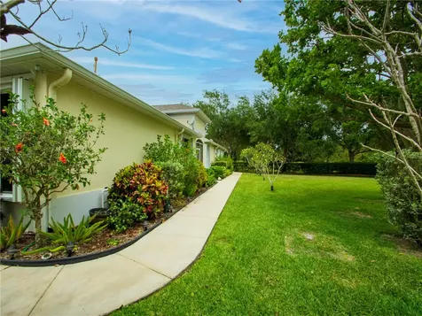 441 N Tangerine Square SW Vero Beach FL 32968