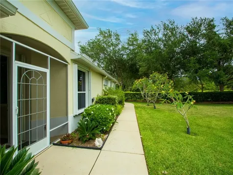 441 N Tangerine Square SW Vero Beach FL 32968