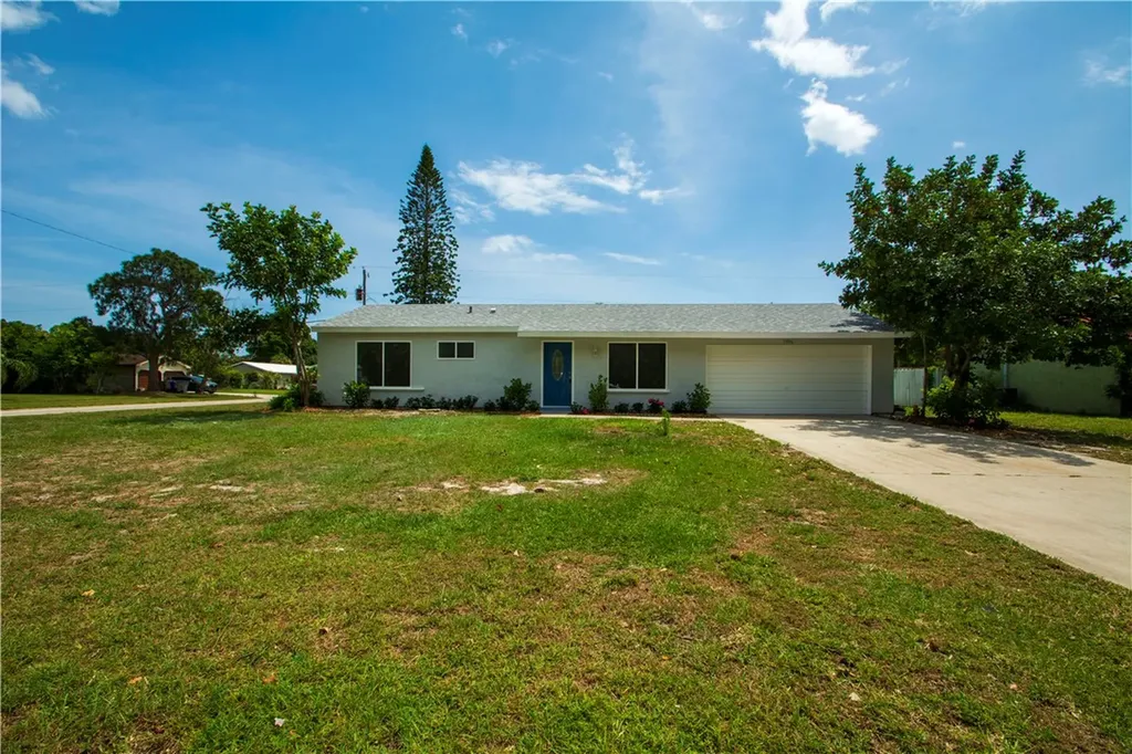 1946 8th Avenue SW Vero Beach FL 32962