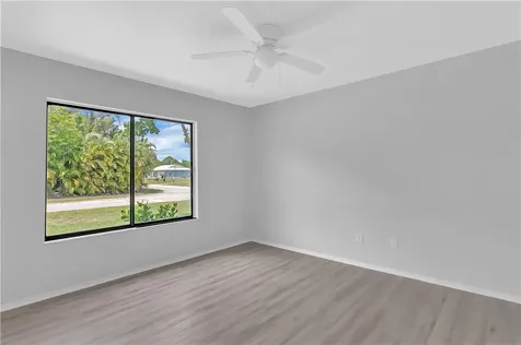 1946 8th Avenue SW Vero Beach FL 32962