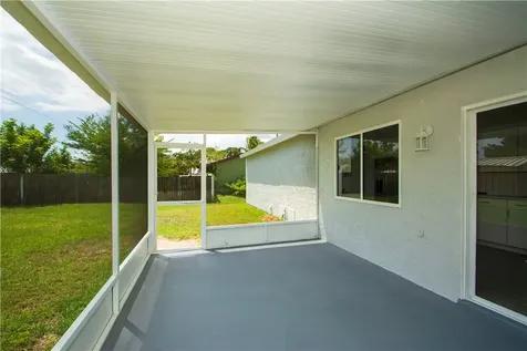 1946 8th Avenue SW Vero Beach FL 32962
