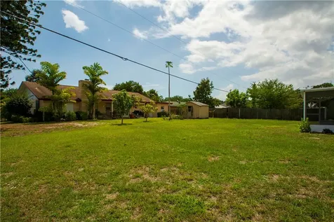 1946 8th Avenue SW Vero Beach FL 32962