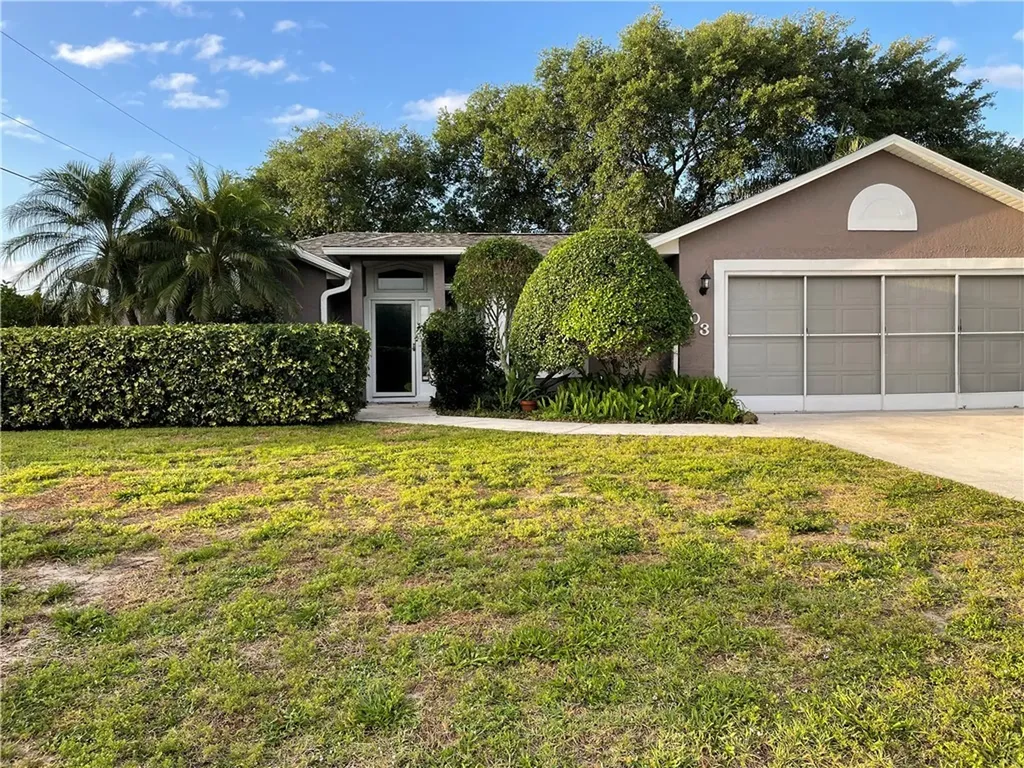 103 Duncan Street Sebastian FL 32958