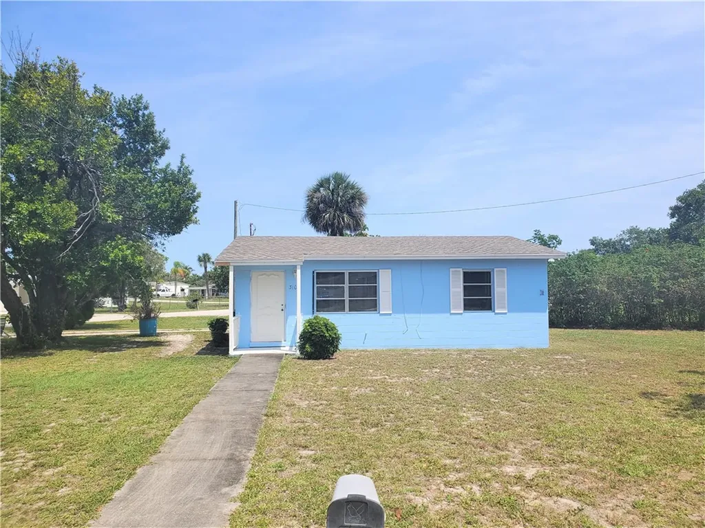 310 6th Road SW Vero Beach FL 32962