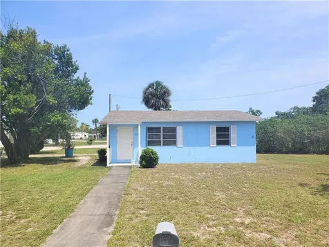 310 6th Road SW Vero Beach FL 32962