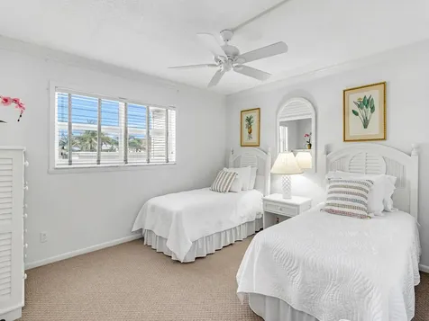 1536 Ocean Drive Vero Beach FL 32963