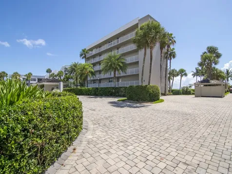 1536 Ocean Drive Vero Beach FL 32963