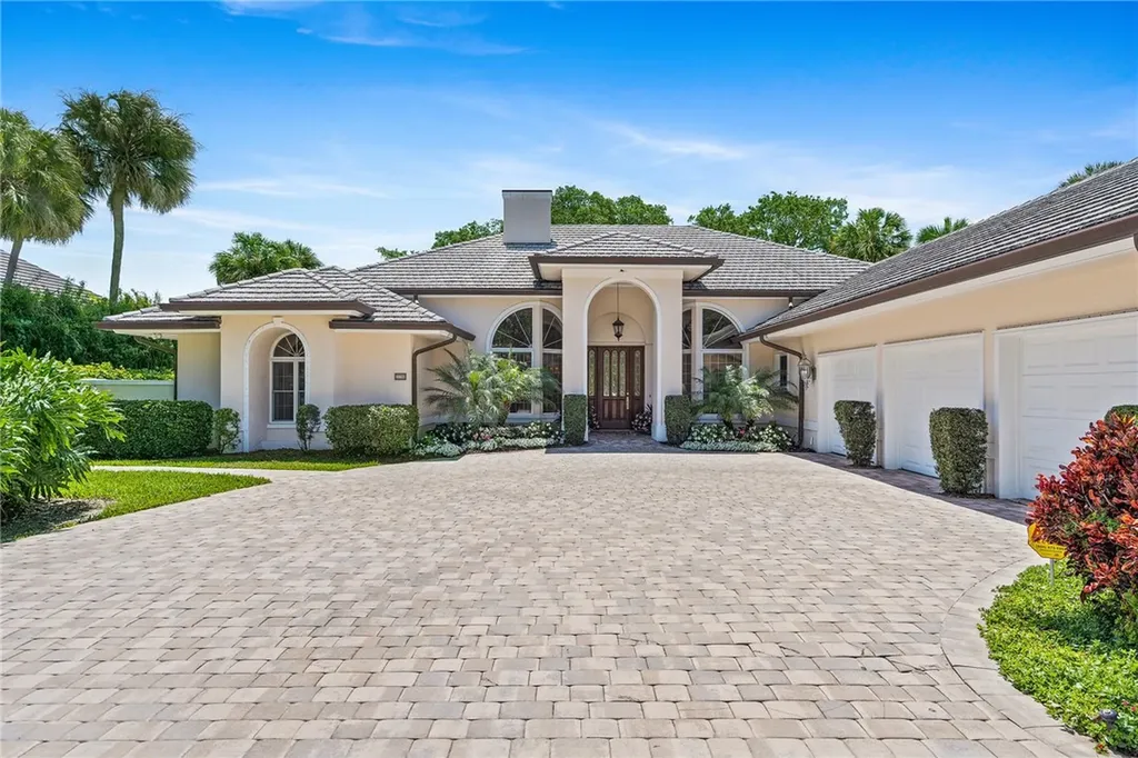 770 Lake Drive Vero Beach FL 32963